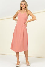 Lataa kuva Galleria-katseluun, Sleeveless Maxi Dress
