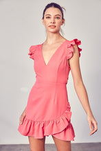 Lataa kuva Galleria-katseluun, V-Neck Ruffle Dress
