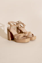 Lataa kuva Galleria-katseluun, CROSS ANKLE STRAP HEELS
